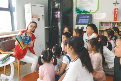 江苏张家港24小时图书馆一年接待读者92万人次
